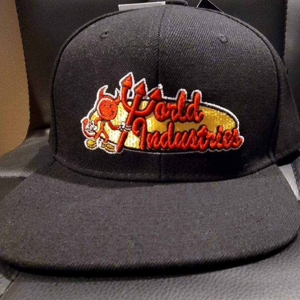 NEW World Industries Skateboarding Snapback hat cap vintage style skateboard